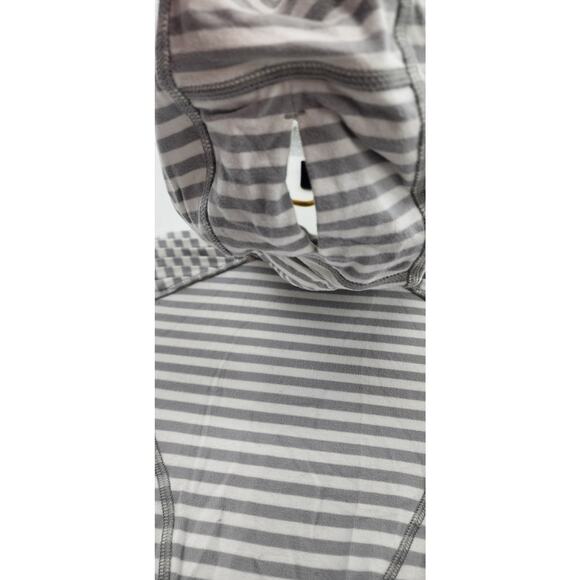 Lululemon Base Runner Grey White Striped Hooded Sweatshirt Size 8 - Picture 6 of 11